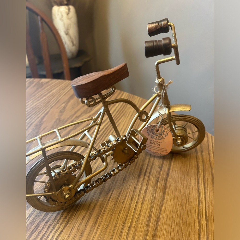 Vintage Metal Bicycle with Wood Seat Table shelf Display decor Model Cyc…